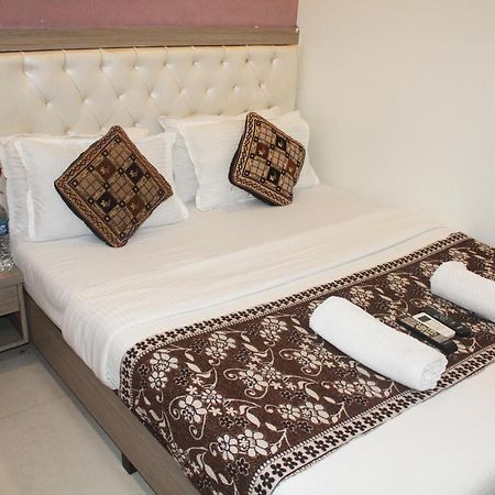 Hotel Time Gold Near Domestics Airport 孟买 外观 照片
