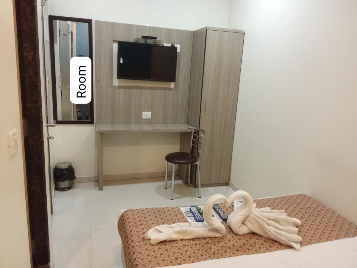 Hotel Time Gold Near Domestics Airport 孟买 外观 照片