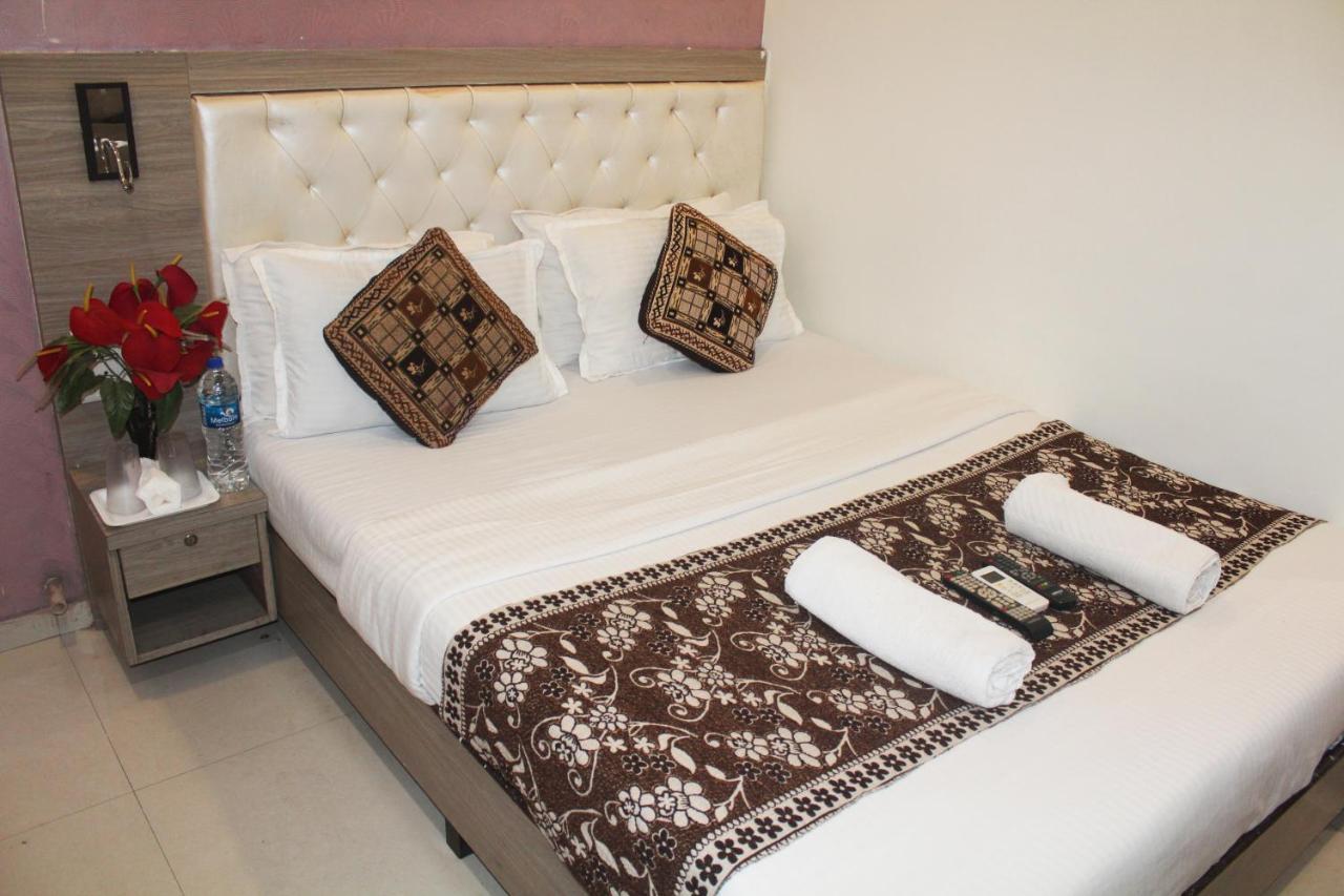 Hotel Time Gold Near Domestics Airport 孟买 外观 照片